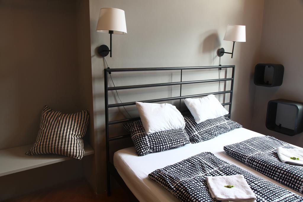 Hostel Zeppelin Ljubljana Rom bilde
